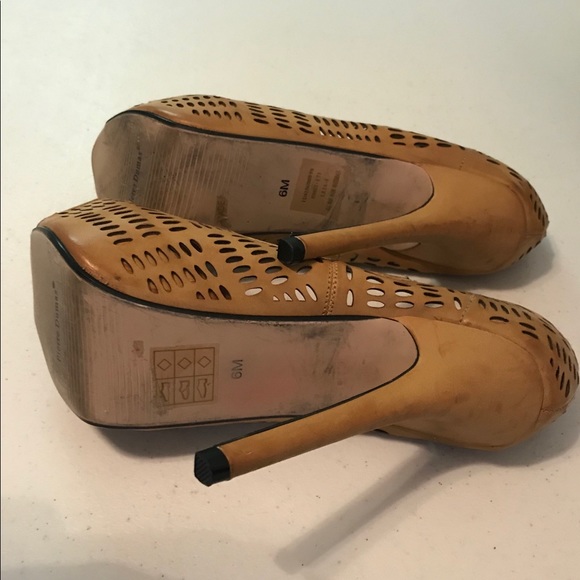 ✨ pretty tan leather stiletto heels - Picture 6 of 6